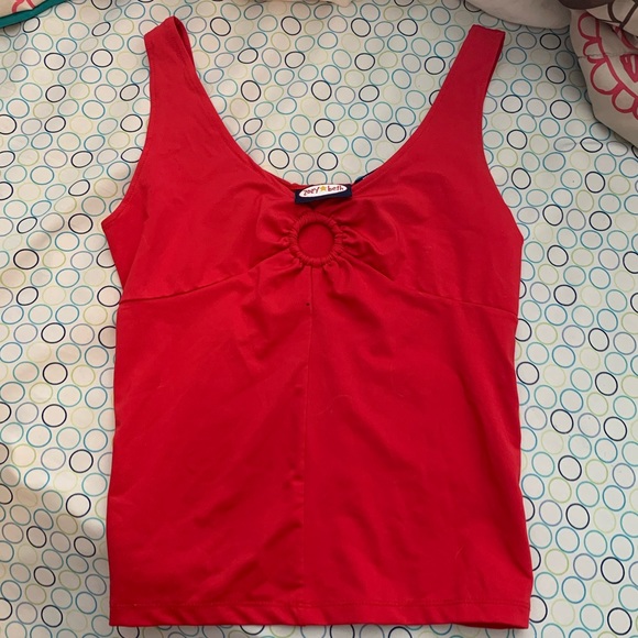 Red crop top - Picture 1 of 3
